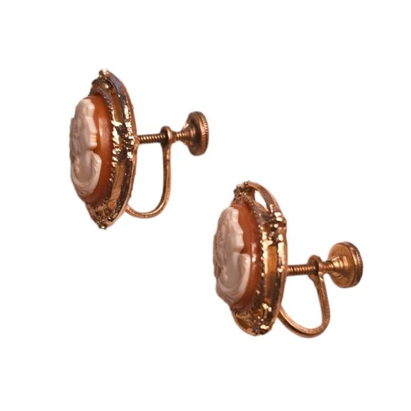 Vintage Cameo Screwback Earrings - Picture 3 of 10